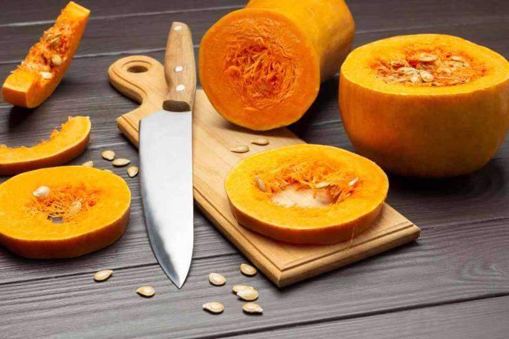 Coltello e zucca 